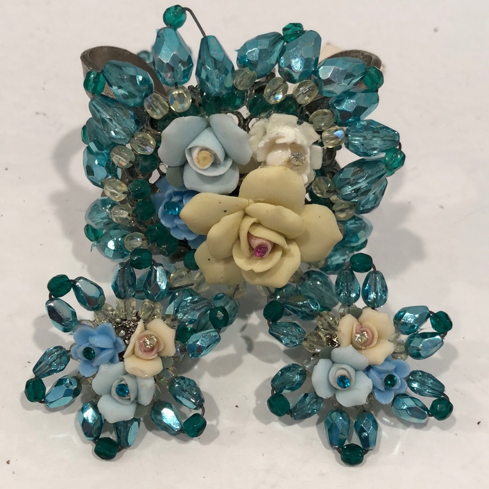 Seasonal Whispers Vintage Cuff  & Earrings Set